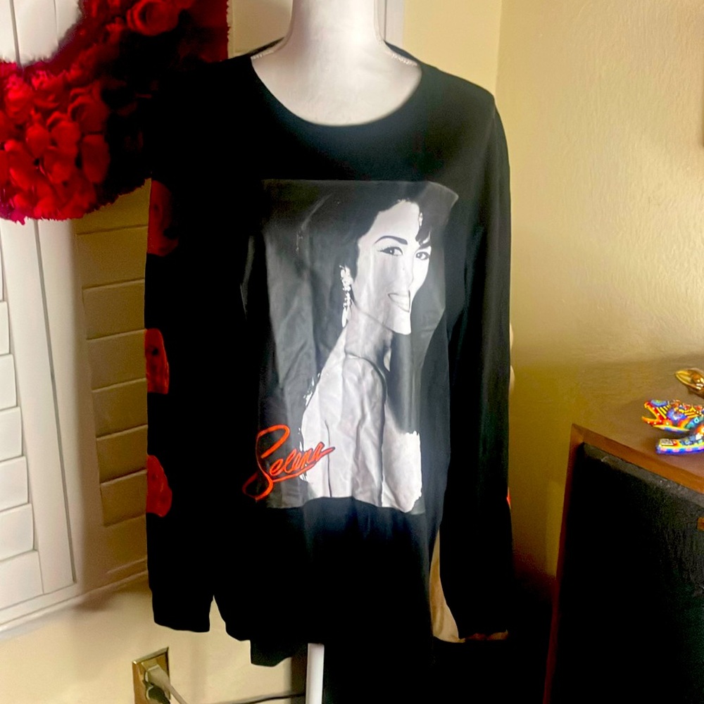 🖤♥️Official Selena Merchandise Black Stretch Long Sleeved T-Shirt Size XL